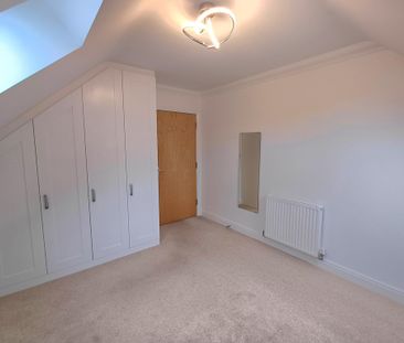 Alumhurst Road, Bournemouth - Photo 2