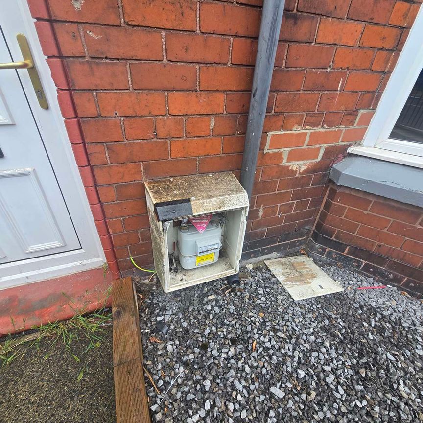 A Captivating Houseshare share for Rent in Hartlepool - Photo 1