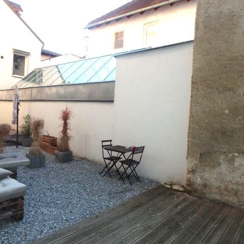 Entzückende Singlewohnung mit Terrasse in Krems-Zentrum zu vermieten - Photo 1