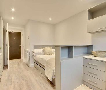 Brunel House, The Hard, Portsmouth, PO1 - Photo 3