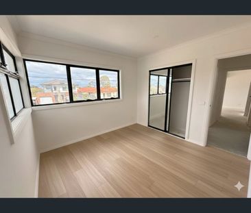 1/106 George Street, St Albans, Vic 3021 - Photo 6
