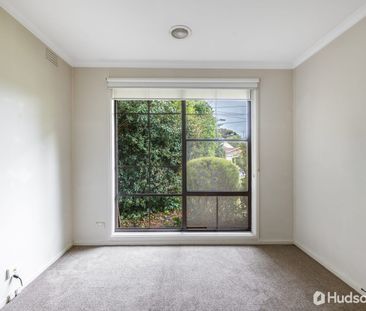 Spacious family home. - Photo 6