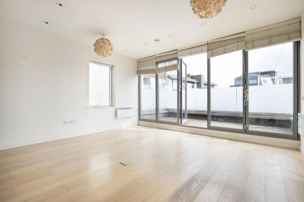 3 bedroom apartment to rent - Photo 1