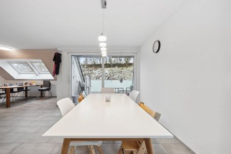 MODERNE 4.5 ZIMMER-WOHNUNG IN STÜSSLINGEN - Photo 2