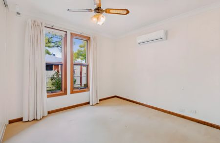 3 Bedroom - Photo 4