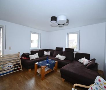 Altenhof bevorzugt! Große 3,5-Zimmer-Wohnung im ruhigen 3 Fam.-Haus... - Foto 1