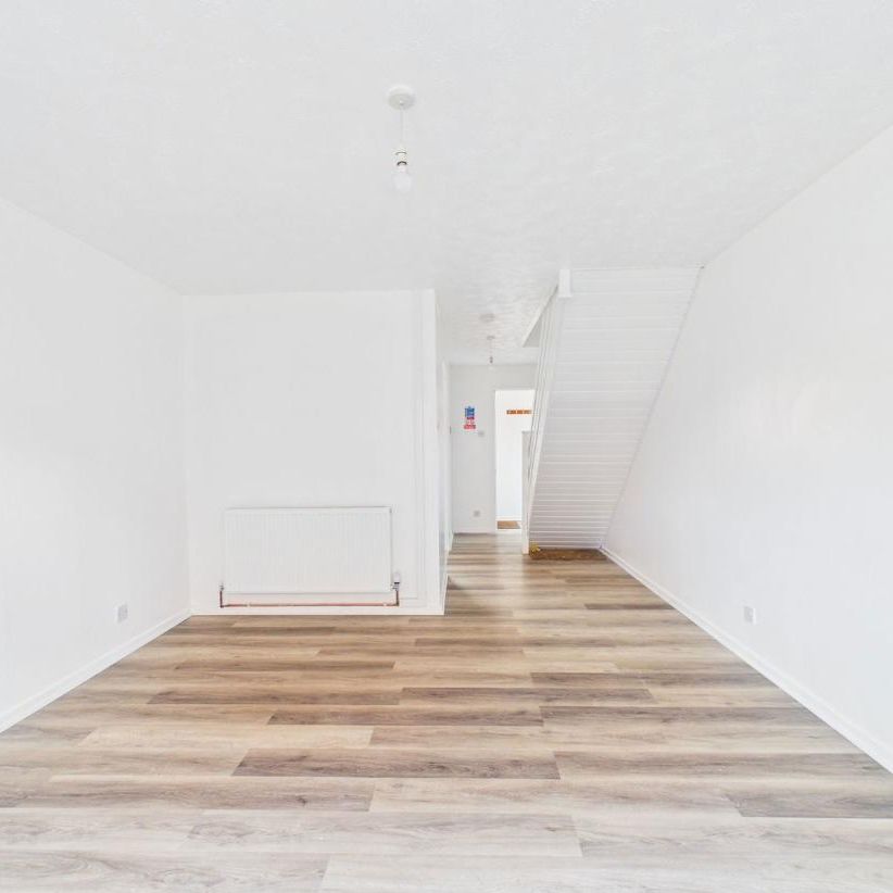 Threemilestone, Truro - Photo 1