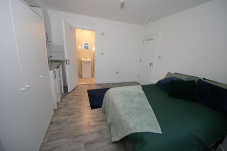 Studio to rent - Photo 4