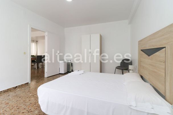 Apartamento de alquiler en Avenida de la Nucía, Altea ciudad - Photo 1