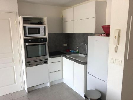 Location Appartement 2 pièces 41m² LE LUC 83340 - Photo 5