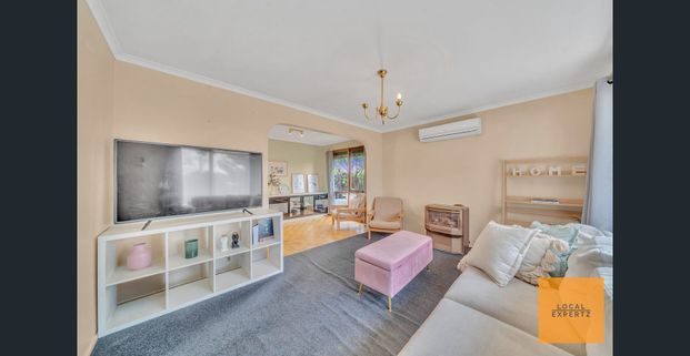 Family home within close proximity to all amenities! - Photo 1