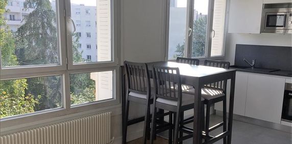 1 pièce - Meublé - 11,16 m² - 4ème étage - Colocation autorisée - Photo 2