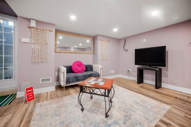 For Lease - 3191 Daisy Way Unit# Basement Apt, Oakville, Ontario - Photo 1