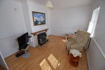 Anslow Place, Nr. Burnham, Slough, Berkshire,SL1 - Photo 4