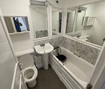 Studio Flat, Hayfield Passage, E1 - Photo 4