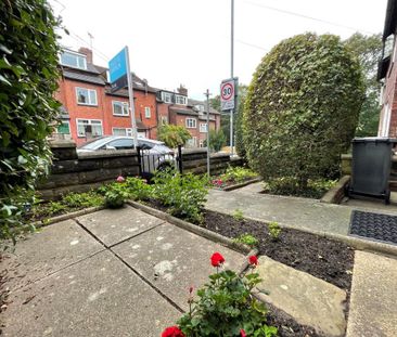 3 bedroom terraced house to rent - Photo 2