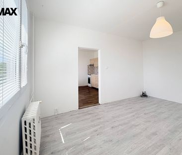 Pronájem bytu 1+1 36 m² - Fotografie 4
