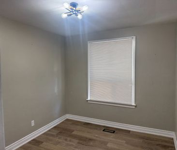 For Lease - 21 Melchior Drive Unit# Main, Toronto, Ontario - Photo 6