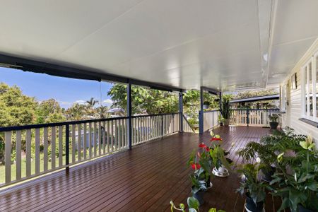 Charming 3-Bedroom plus Rumpus Home in Manly West with Endless Possibilities - Photo 2