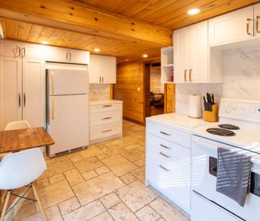 For Lease - 98 33rd Street, Wasaga Beach, Ontario - Photo 4