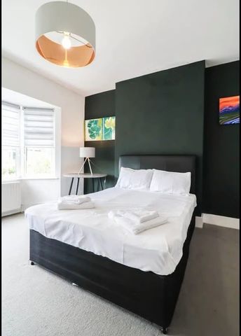 6 Bed Detached House, Hainault Road, E11 - Photo 5