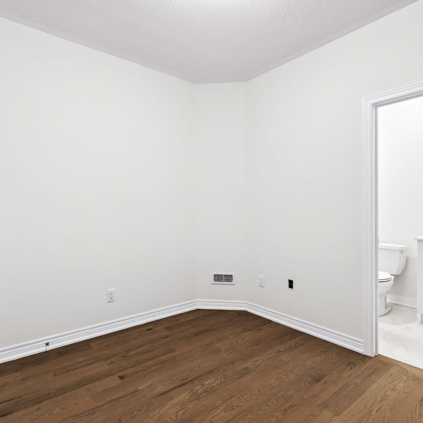 For Lease - 3205 Sixth Line Unit# Unit 2, Oakville, Ontario - Photo 1