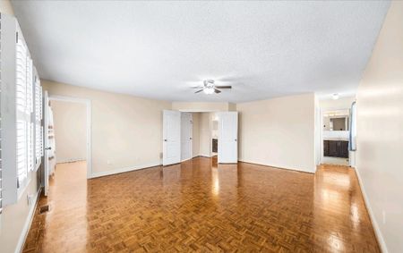 For Lease - 2905 Weston Road, Toronto, Ontario - Photo 4
