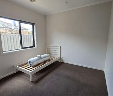 Manor Lakes - Photo 3