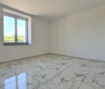 Moderne 2.5-Zimmer-Wohnung mit Balkon in Diessenhofen - Photo 4