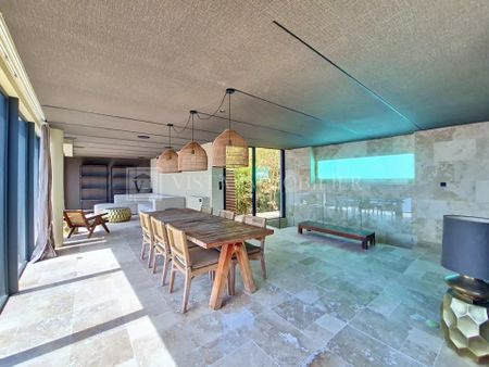 Location Appartement 4 pièces 164m² ROQUEBRUNE CAP MARTIN 06190 - Photo 4