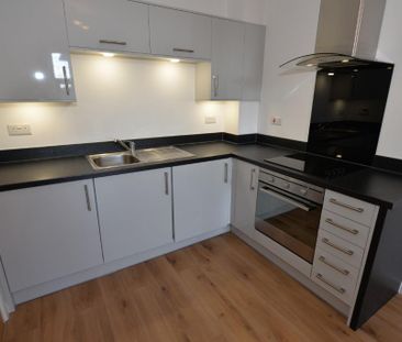 1 bedroom flat to rent - Photo 6