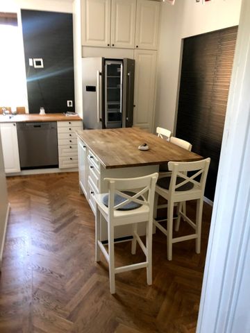 Rosbacken, Hässelby - Photo 2