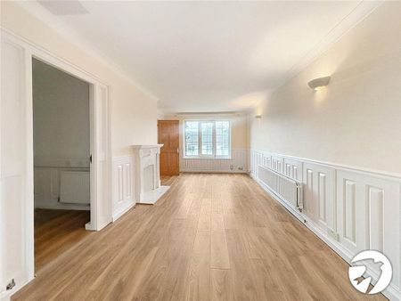 4 bedroom semi-detached house to rent - Photo 2
