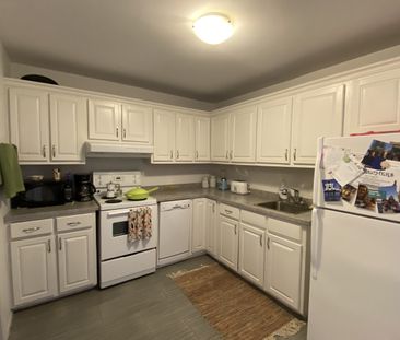 160 Prince William Suite 1 - Photo 1