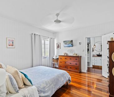 17 Charlekata Close, Freshwater QLD 4870 - House For Rent | Domain - Photo 5