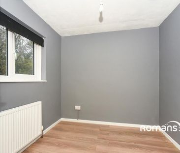3 bedroom terraced house to rent - Photo 6