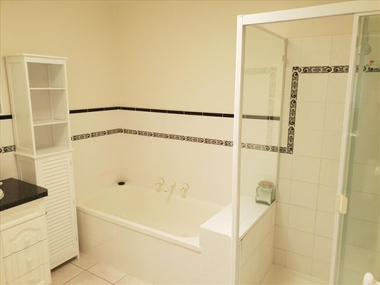 Hampton East - Photo 1