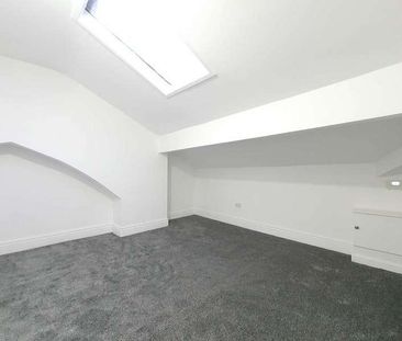 Lytham Road, Blackpool, FY4 - Photo 4