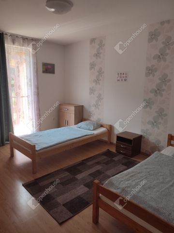 Tata, Kiadó Kertkapcsolatos társasházi lakás (#175986) - Photo 4