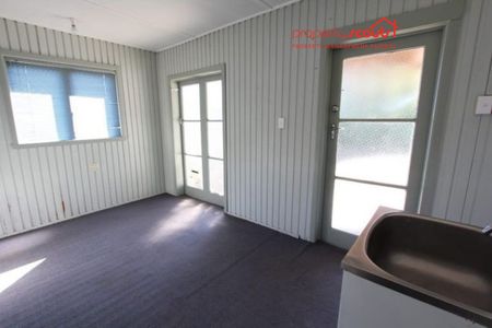 Hillcrest Delight - Photo 3