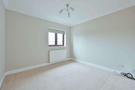 Tudor Manor Gardens, Wd, Watford, WD25 - Photo 5