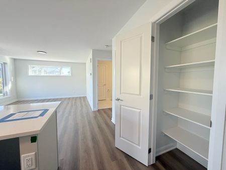 For Lease - 101 Glenroy Gilbert Drive Unit# 2, Barrhaven, Ontario - Photo 2