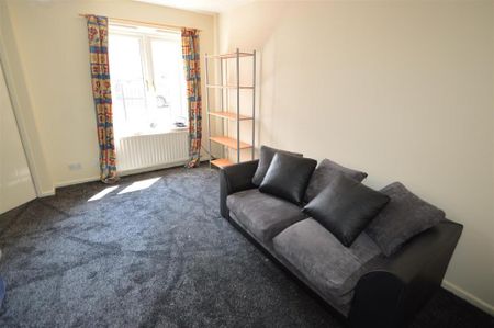 3 bedroom house to rent - Photo 4