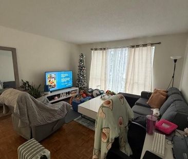 For Lease - 72 Lake Avenue Unit# 203, Richmond Hill, Ontario - Photo 1