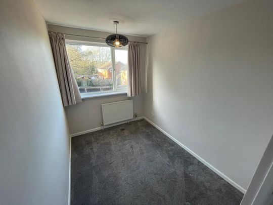 3 bedroom end of terrace house to rent - Photo 1