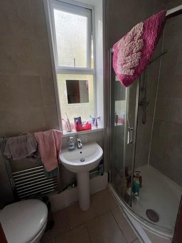 9 bedroom house to rent - Photo 3