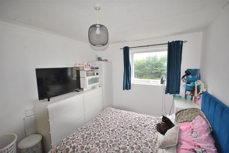 41 Cromarty Close, Sinfin, Derby, DE24 9NB - Photo 5