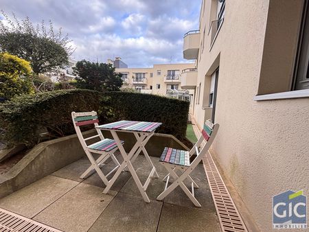 Location Appartement 1 pièce 30m² - Photo 3