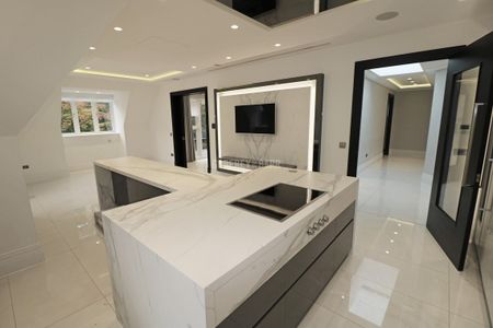 Camlet Way Hadley Wood EN4 - Photo 4