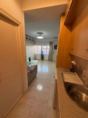 Estudio de alquiler en Nidos Los, 5, La Carihuela - Los Nidos - Foto 1